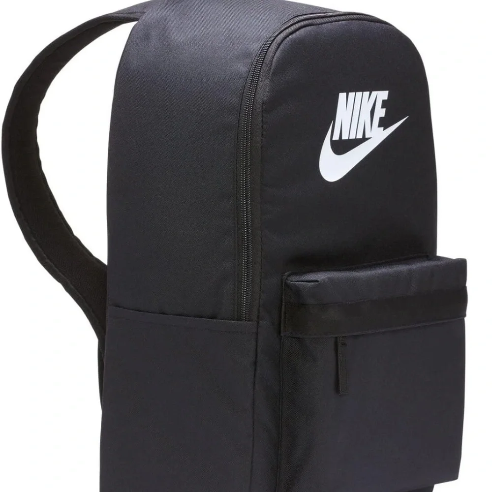 Nike Heritage Backpack, Black/Black/White, Medium